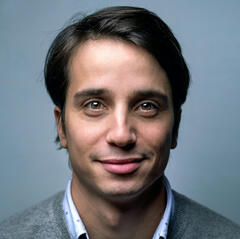 Image: Unsplash SaaS Carrd Template Headshot